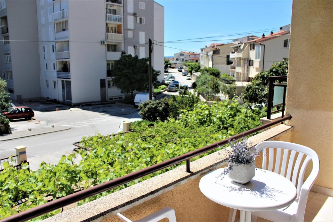 Apartments Raos Макарска Экстерьер фото